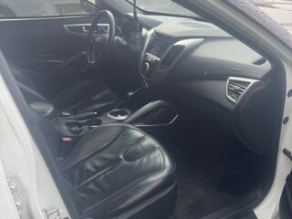 2012 Hyundai Veloster I, белый, 900000 рублей, вид 5