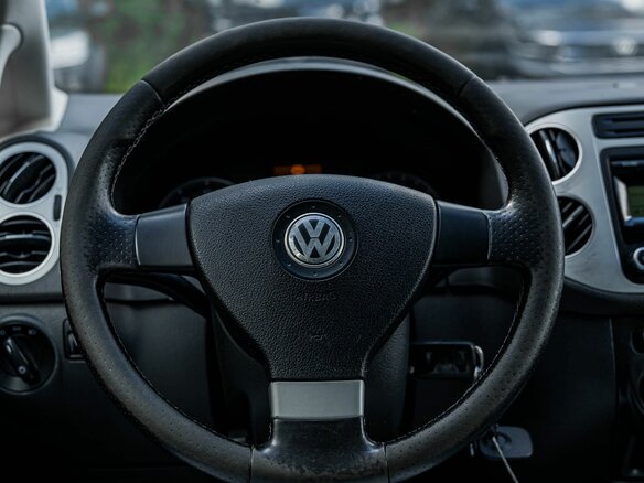 2008 Volkswagen Golf Plus I, серебристый, 470000 рублей - вид 5