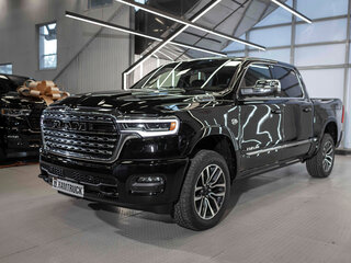 2026 Ram 1500 Crew Cab eTorque V Рестайлинг, чёрный, 12945308 рублей, вид 5