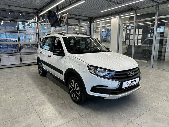 2026 Lada (ВАЗ) Granta Cross I Рестайлинг, белый, 1196000 рублей - вид 4
