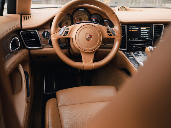 2014 Porsche Panamera GTS I Рестайлинг, синий, 3500000 рублей - вид 28