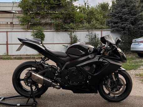 2006 Suzuki GSX-R 600, чёрный, 570000 рублей, вид 1