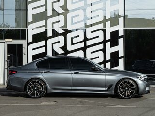 2019 BMW 5 серии 520i VII (G30/G31/G38), серый, 3600000 рублей, вид 5