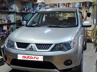 2008 Mitsubishi Outlander II, бежевый, 799000 рублей, вид 2