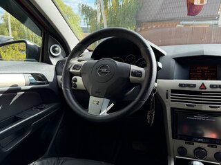 2007 Opel Astra GTC H Рестайлинг, красный, 394000 рублей, вид 5