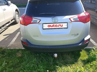 2014 Toyota RAV4 IV (XA40), серебристый, 2340000 рублей, вид 2