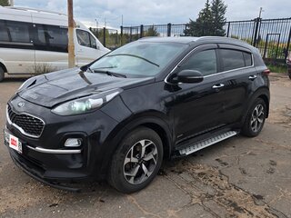 2020 Kia Sportage IV Рестайлинг, чёрный, 1680000 рублей, вид 2