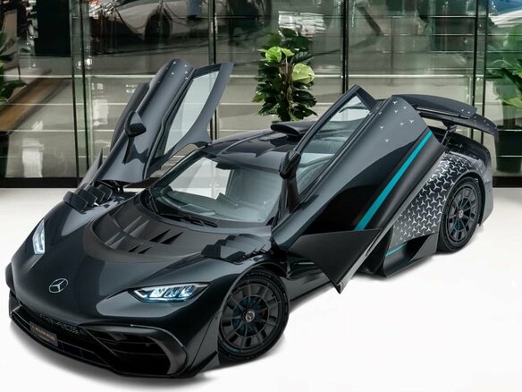 2024 Mercedes-Benz AMG ONE, чёрный - вид 2