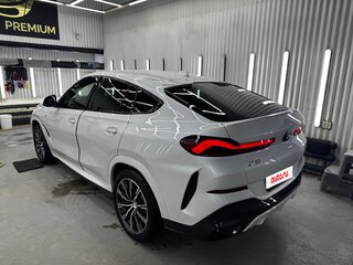 2021 BMW X6 40i III (G06), белый, 8590000 рублей, вид 5