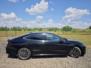 2020 Hyundai Sonata VIII (DN8), чёрный, 2670000 рублей, вид 4
