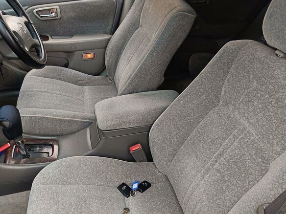 1999 Toyota Mark II Qualis VIII (X100), белый, 430000 рублей - вид 5