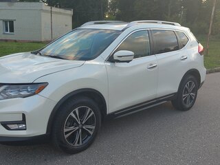 2017 Nissan Rogue II Рестайлинг, белый, 1630000 рублей, вид 1