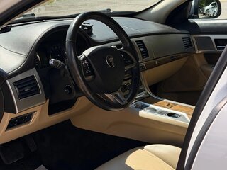 2014 Jaguar XF I Рестайлинг, белый, 1700000 рублей, вид 4