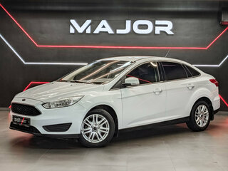 2018 Ford Focus III Рестайлинг, белый, 1010000 рублей, вид 1