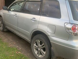 2003 Mitsubishi Outlander I, серебристый, 550000 рублей, вид 2