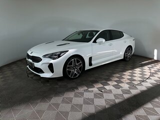 2020 Kia Stinger I Рестайлинг, белый, 3600000 рублей, вид 1