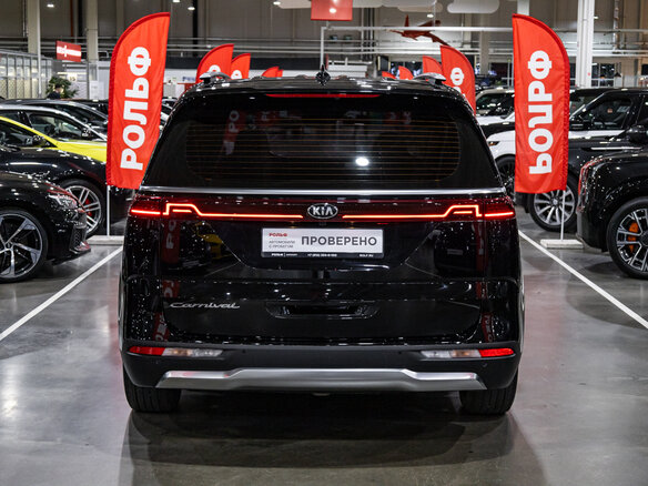 2020 Kia Carnival IV, чёрный, 3890700 рублей - вид 7