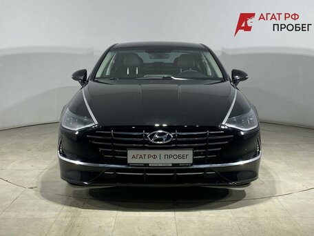 2020 Hyundai Sonata VIII (DN8), чёрный, 1790000 рублей, вид 2