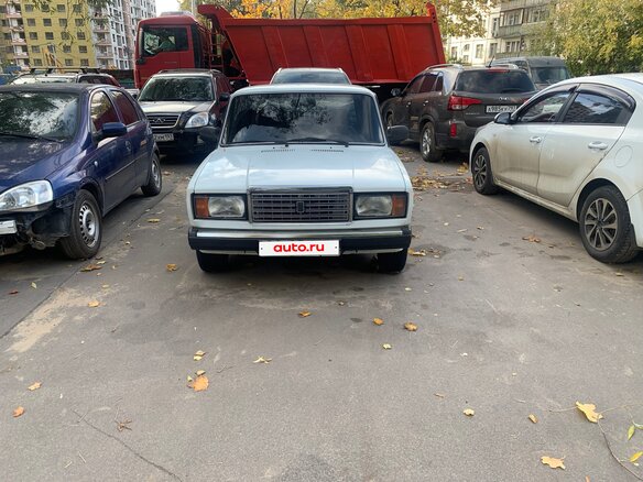 2005 Lada (ВАЗ) 2107, белый, 220000 рублей - вид 4