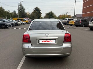 2004 Toyota Avensis II, серебристый, 570000 рублей, вид 3