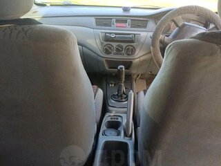 2001 Mitsubishi Lancer Cedia IX, белый, 340000 рублей, вид 3