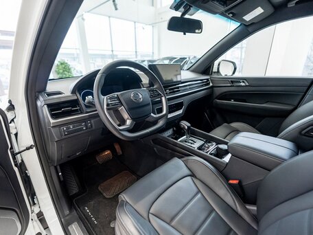 2025 KGM Rexton, белый, 5640000 рублей, вид 5