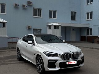2020 BMW X6 40i III (G06), белый, 7690000 рублей, вид 5