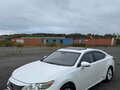 2012 Lexus ES 300h VI, белый - вид 1