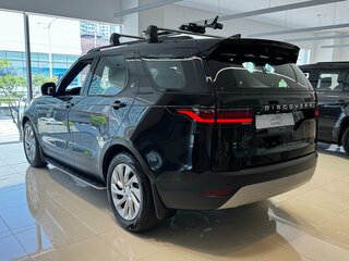 2026 Land Rover Discovery D250 V Рестайлинг, чёрный, 12990000 рублей, вид 3
