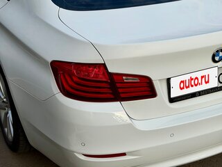 2014 BMW 5 серии 525d xDrive VI (F10/F11/F07) Рестайлинг, белый, 1750000 рублей, вид 5