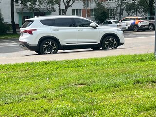 2020 Hyundai Santa Fe IV Рестайлинг, белый, 3330000 рублей, вид 3