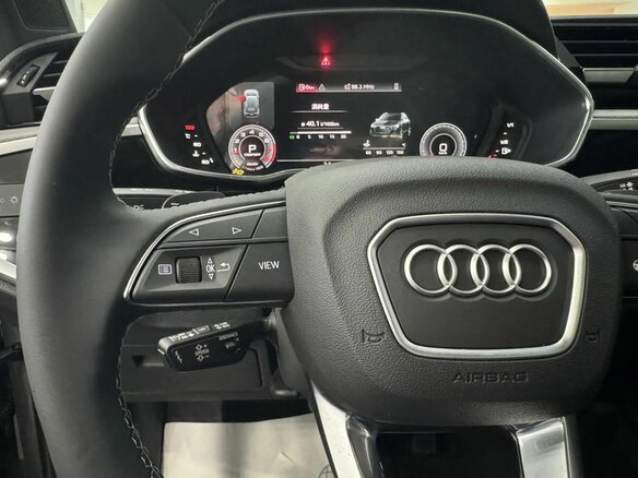 2026 Audi Q3 35 TFSI II (F3), серый, 4130000 рублей - вид 31