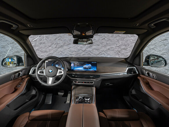 2026 BMW X5 40i IV (G05/G18) Рестайлинг, серый, 14190000 рублей - вид 9