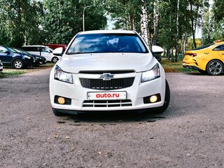 2012 Chevrolet Cruze I, белый, 750000 рублей, вид 2
