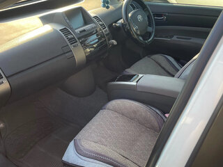 2010 Toyota Prius JDM II Рестайлинг (XW20), белый, 770000 рублей, вид 4