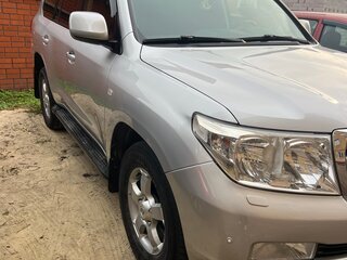 2010 Toyota Land Cruiser 200 Series, серый, 2333000 рублей, вид 3