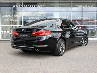 2019 BMW 5 серии 520d xDrive VII (G30/G31/G38), чёрный, 3490000 рублей, вид 3