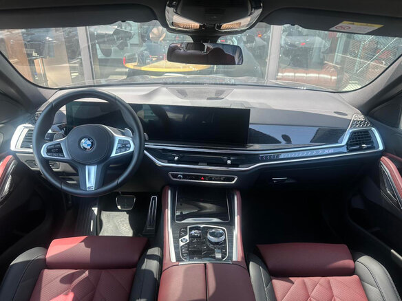 2026 BMW X6 30i III (G06) Рестайлинг, чёрный, 10763725 рублей - вид 8
