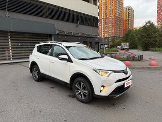 2017 Toyota RAV4 IV (XA40) Рестайлинг, белый, 1765000 рублей, вид 3