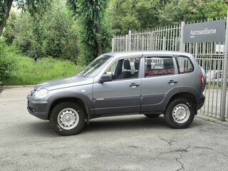 2014 Chevrolet Niva I Рестайлинг, серый, 489000 рублей, вид 3
