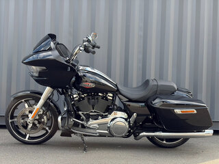 2026 Harley-Davidson Road Glide, чёрный, 3114000 рублей, вид 2