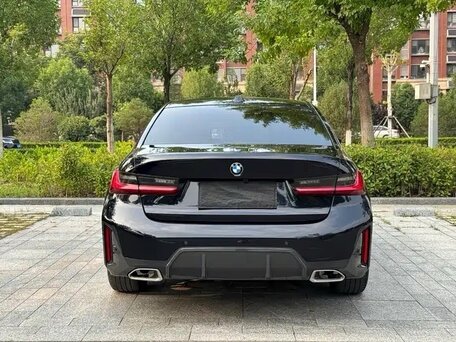 2022 BMW 3 серии 320i VII (G2x) Рестайлинг, чёрный, 3000077 рублей, вид 4