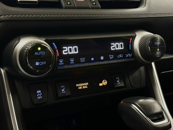 2021 Toyota RAV4 V (XA50), коричневый - вид 14