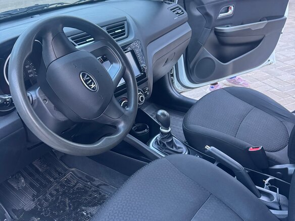 2012 Kia Rio 5-speed III, белый - вид 8
