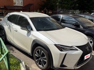 2019 Lexus UX 200 I, белый, 3150000 рублей, вид 1