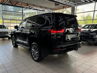 2023 Toyota Land Cruiser 300 Series, чёрный, 16981660 рублей, вид 5