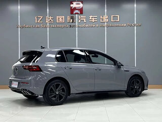 2023 Volkswagen Golf VIII, серый, 1615000 рублей, вид 4