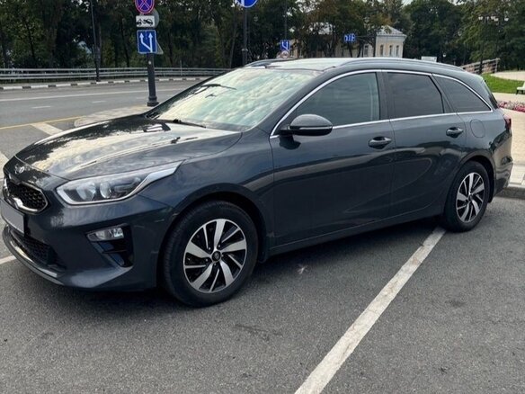 2019 Kia Ceed III, серый, 1550000 рублей