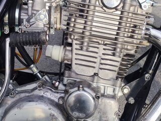 1994 Yamaha SR400, красный, 300000 рублей, вид 4