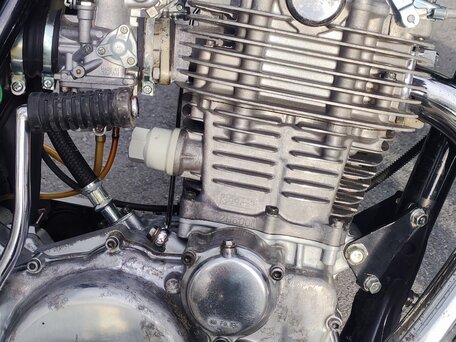 1994 Yamaha SR400, красный, 300000 рублей, вид 4